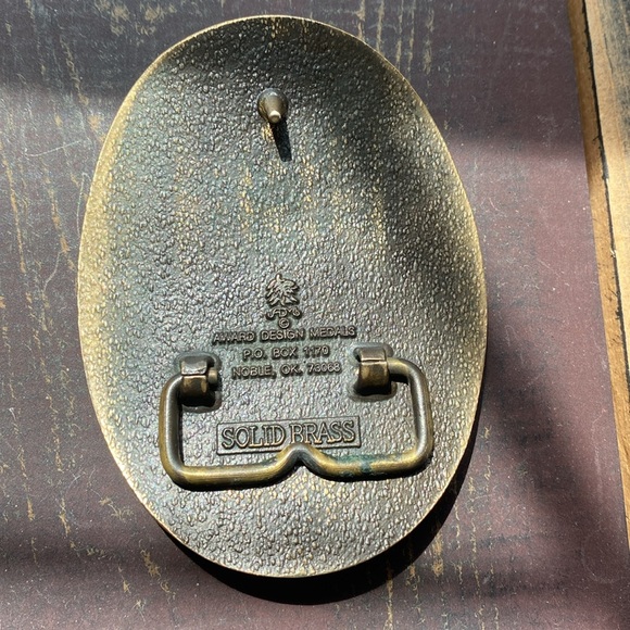 US Marine Corps Award Design Medals (ADM) Solid Brass Belt Buckle - Picture 2 of 3